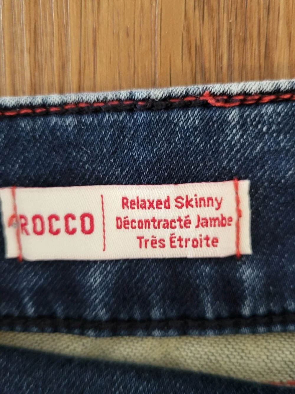 True Religion Rocco Relaxed Skinny Jeans Mens 33 Heavy Wash Stretch Denim